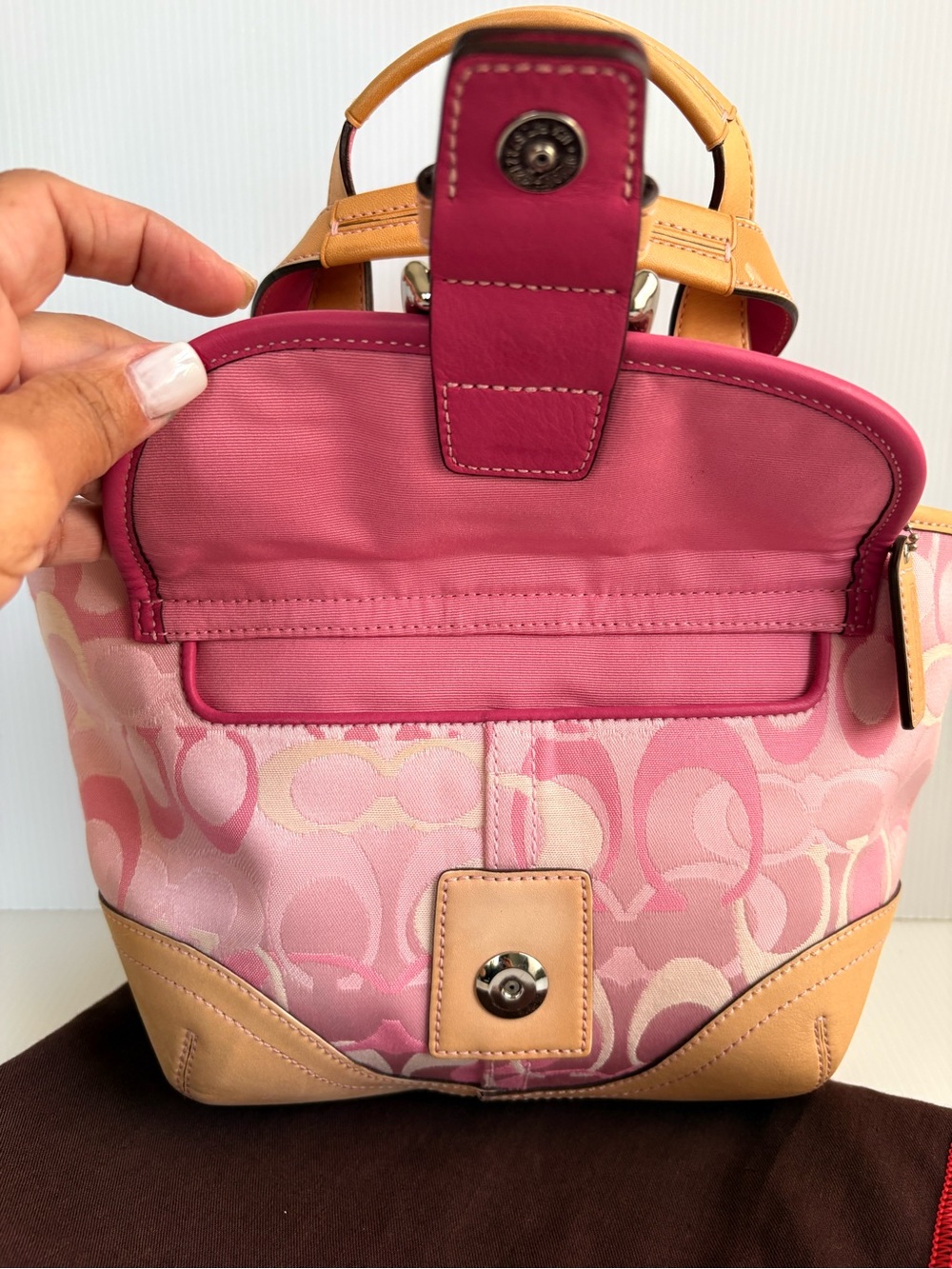 Vintage Coach Soho Y2K Pink Optic Signature Jacquard /Tan Leather EUC - Picture 7 of 16